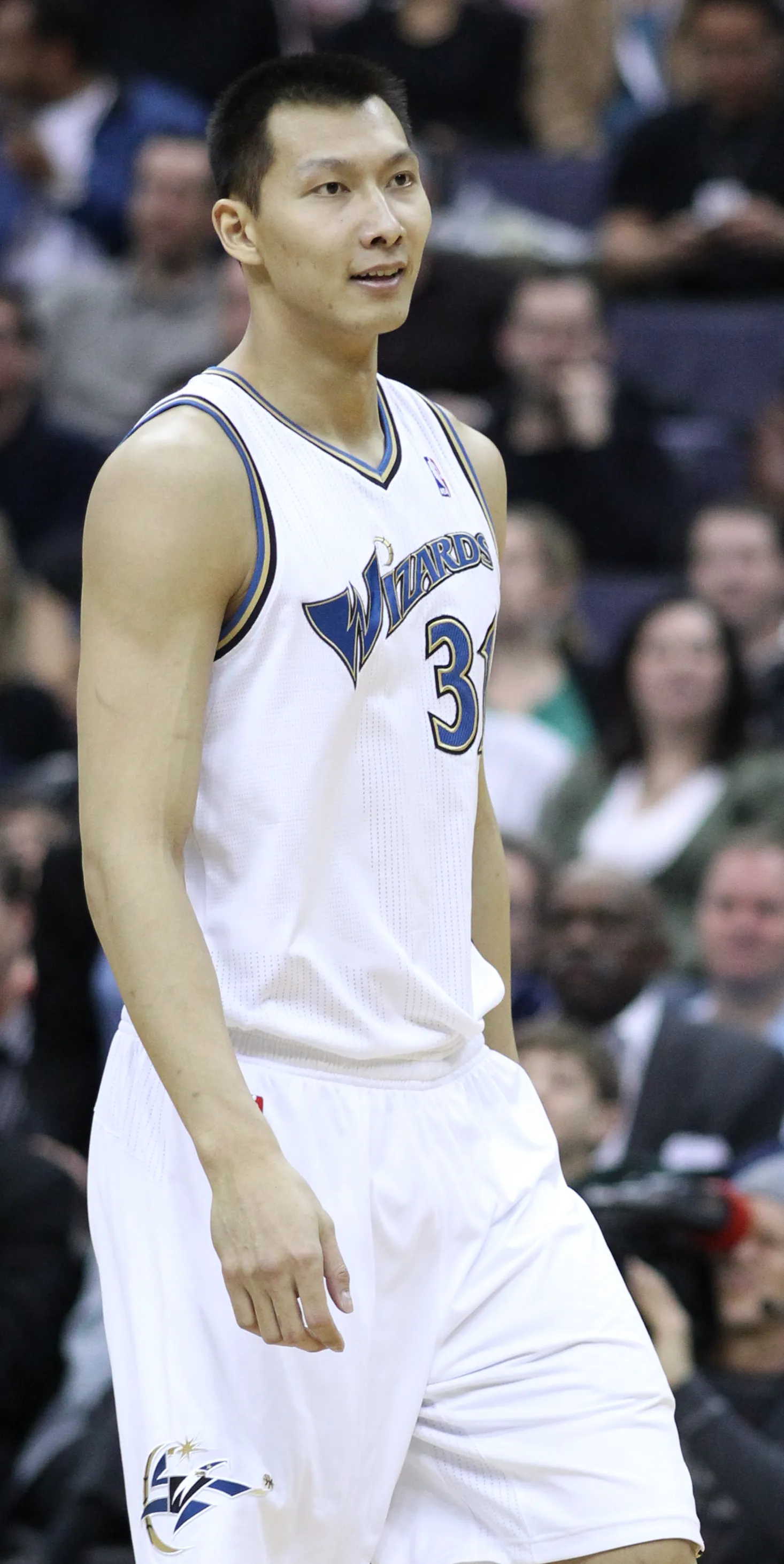 Yi Jianlian.